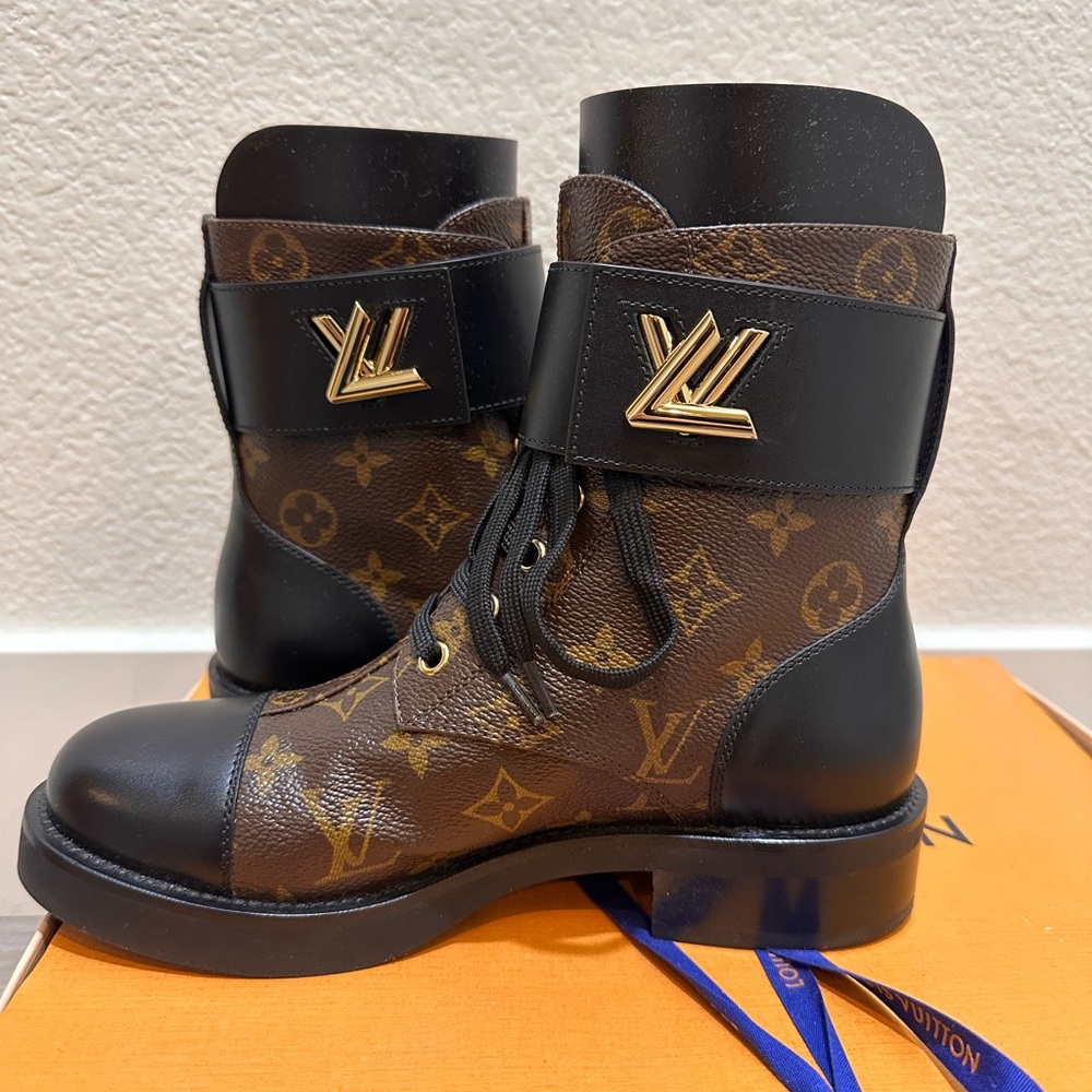 Louis Vuitton Wonderland Flat Ranger Boots